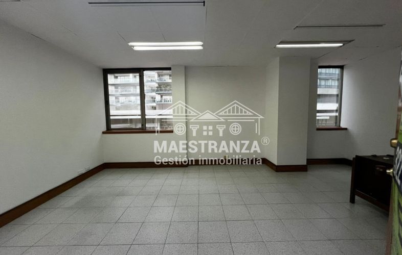 Consultorio en arriendo en La Aguacatala, Medellín, 25 m² · foto 4 de 6