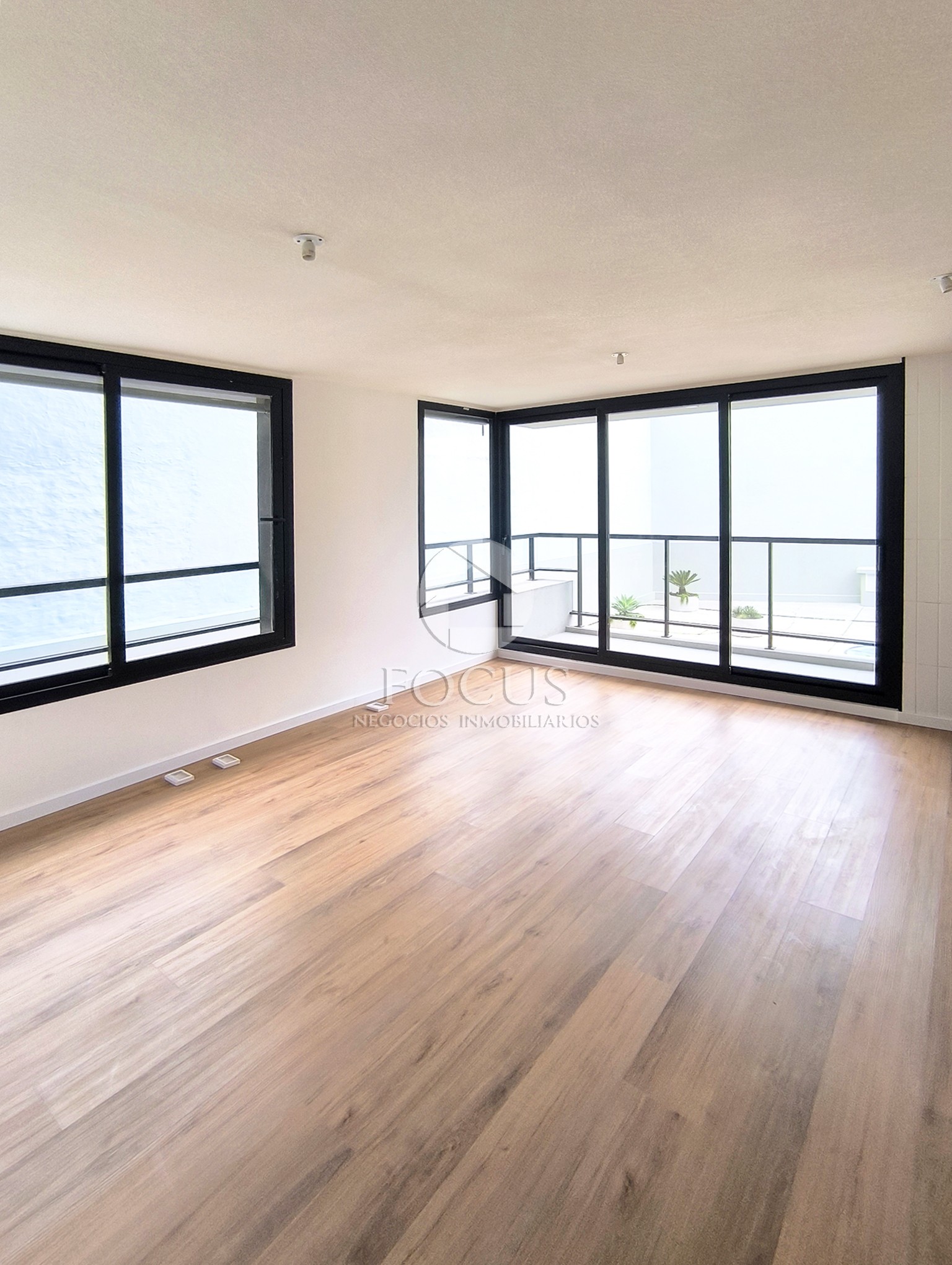 Venta Apartamento 1 Dormitorio con Terraza En Cordón