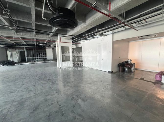 Oficina en arriendo en Zuñiga, Envigado, 717 m² · foto 7 de 23