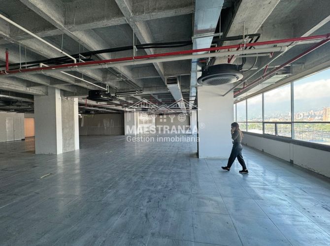 Oficina en arriendo en Zuñiga, Envigado, 717 m² · foto 8 de 23