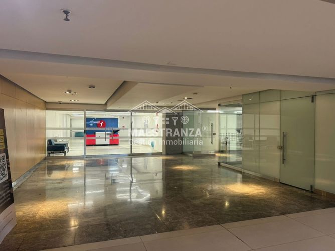 Oficina en arriendo en Zuñiga, Envigado, 717 m² · foto 16 de 23