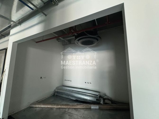 Oficina en arriendo en Zuñiga, Envigado, 717 m² · foto 21 de 23