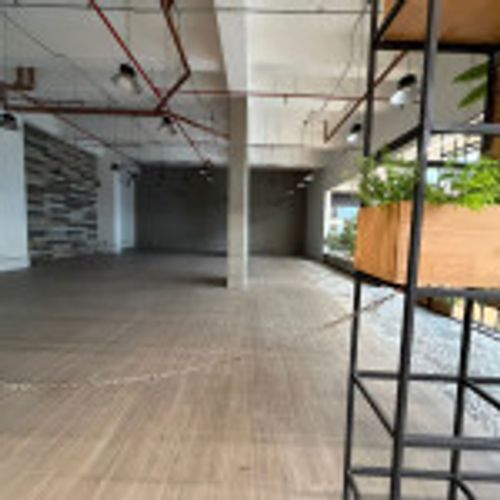 Local en arriendo en Loma De Las Brujas, Envigado, 117 m² · foto 2 de 15