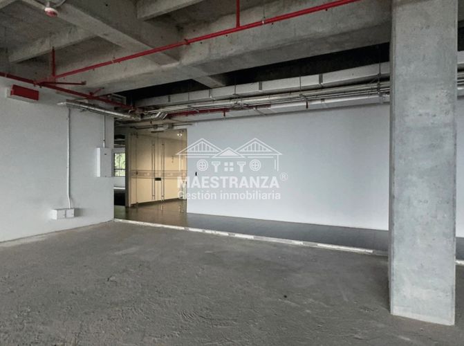 Oficina en arriendo en Las Palmas, Medellín, 1888 m² · foto 11 de 19