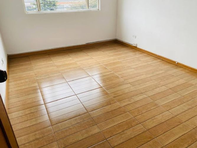 Casa de 3 alcobas en arriendo en Normandia, Bogotá, 320 m² · foto 5 de 24