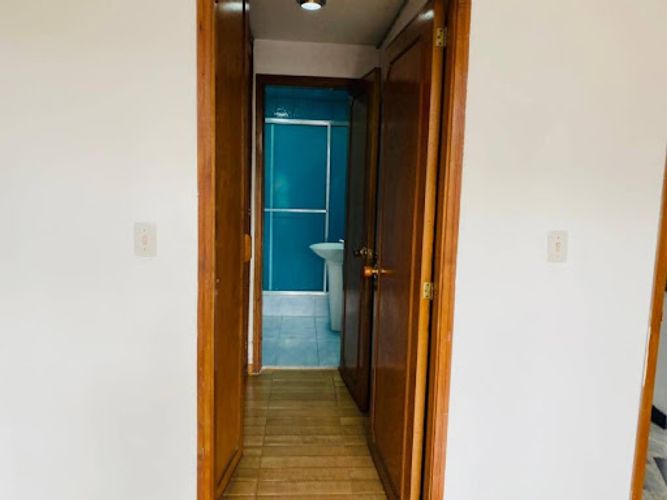 Casa de 3 alcobas en arriendo en Normandia, Bogotá, 320 m² · foto 10 de 24