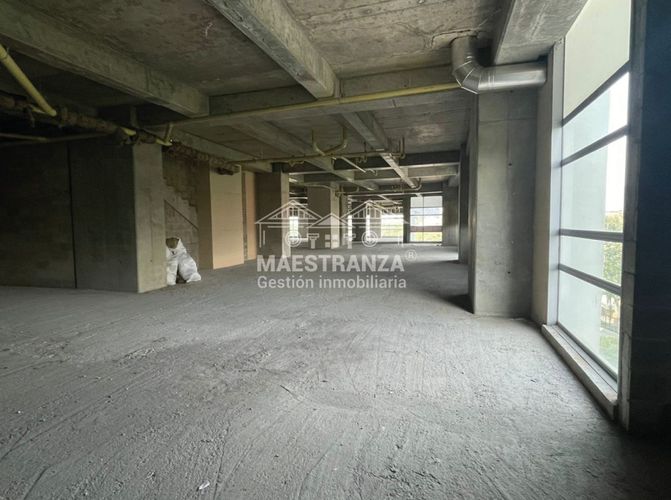 Local en arriendo en El Poblado, Medellín · foto 5 de 15