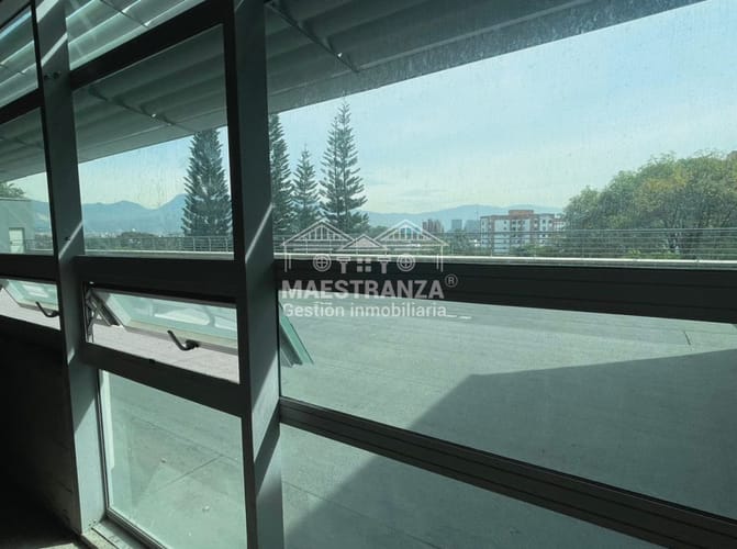 Local en arriendo en El Poblado, Medellín · foto 8 de 15