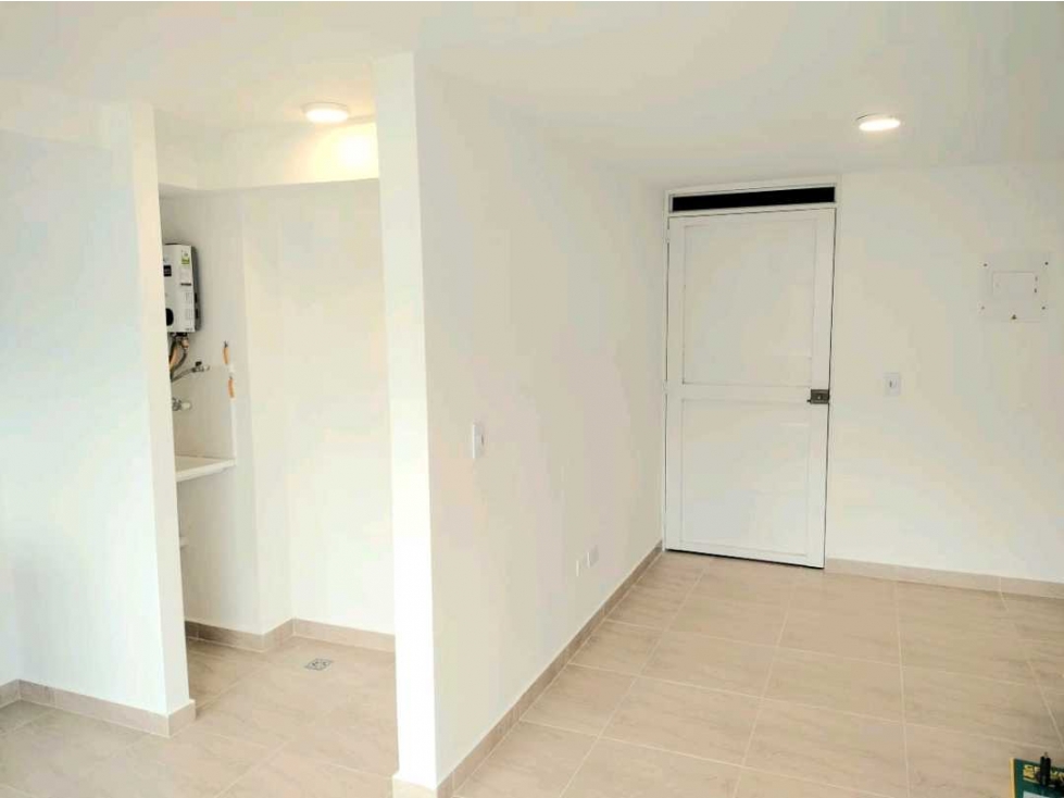 Apartamento en venta en Zona Rural, Itagüí · foto 6 de 17