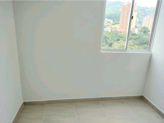 Apartamento en venta en Zona Rural, Itagüí · foto 8 de 17