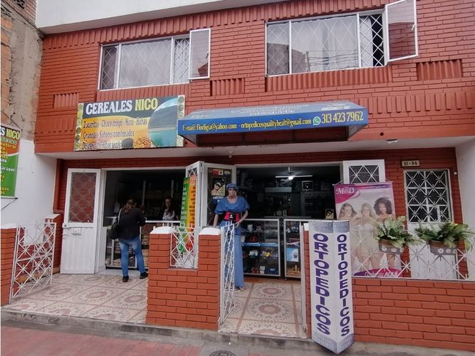 Casa de 6 alcobas en venta en Centro, Funza, 200 m² · foto 2 de 24