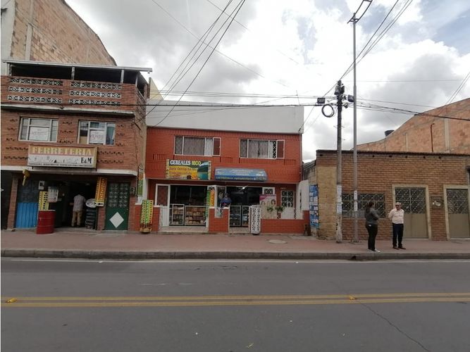 Casa de 6 alcobas en venta en Centro, Funza, 200 m² · foto 3 de 24
