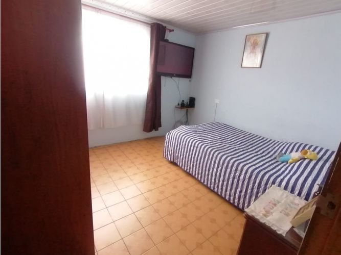 Casa de 6 alcobas en venta en Centro, Funza, 200 m² · foto 8 de 24