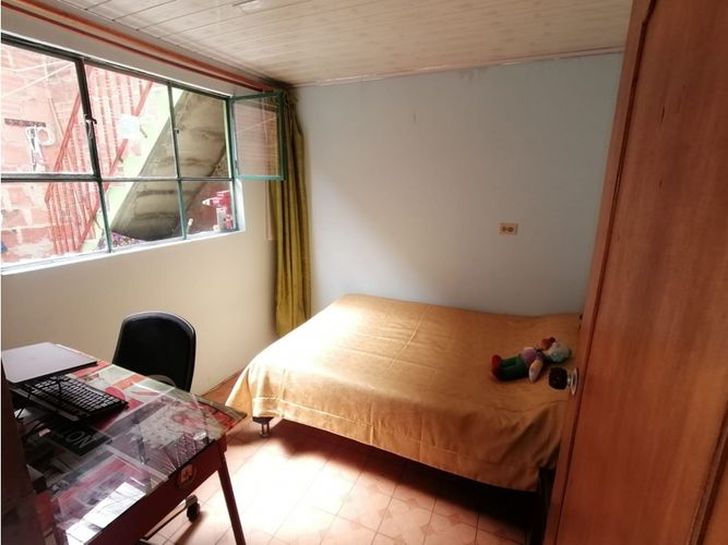 Casa de 6 alcobas en venta en Centro, Funza, 200 m² · foto 12 de 24
