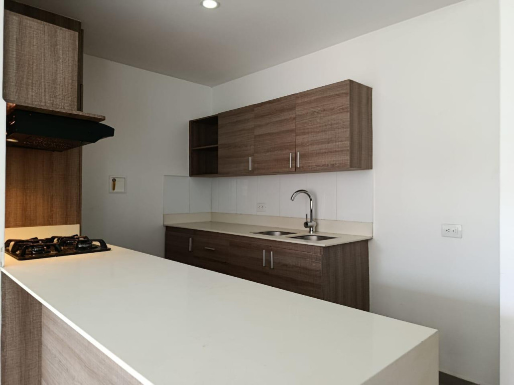 1BR Apartment in Loma del Escobero (62 m²)