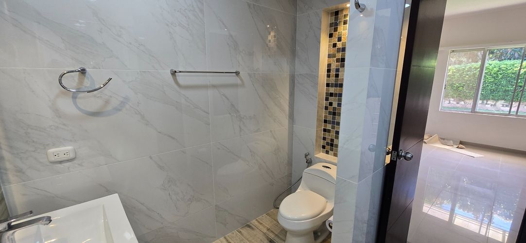 Casa de 4 alcobas en arriendo en Menzuly, Piedecuesta, 275 m² · foto 14 de 19
