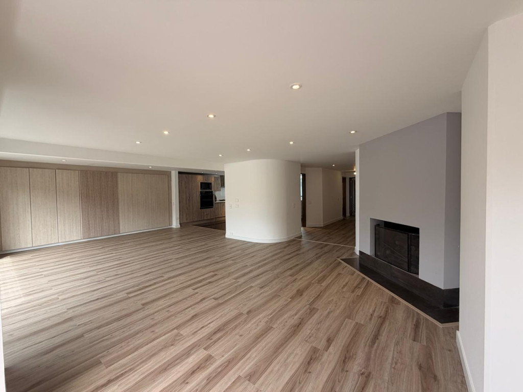 Apartamento de 4 habitaciones en arriendo en Santa Ana, Bogotá — imagen 1 de 23