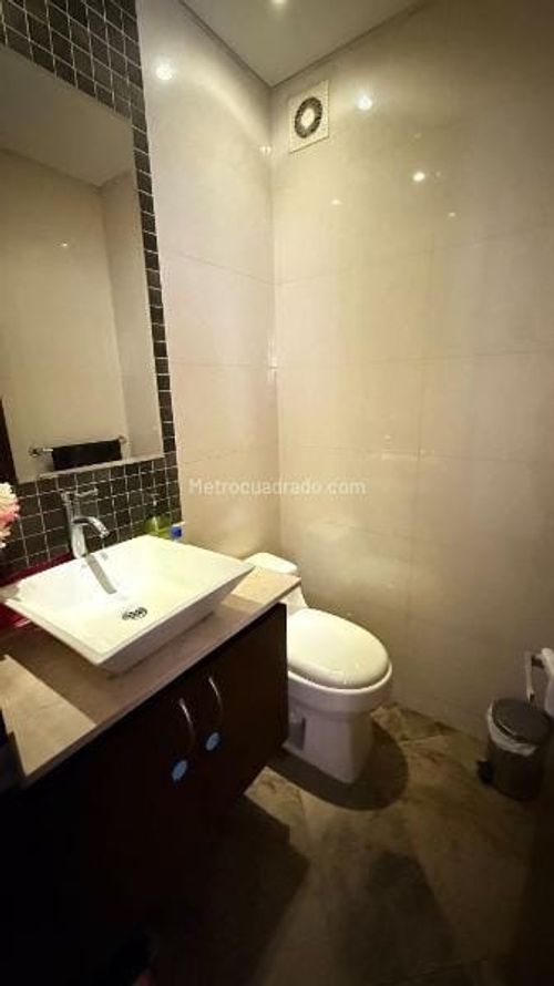Apartamento en venta en Santa Barbara, Bogotá · foto 9 de 10