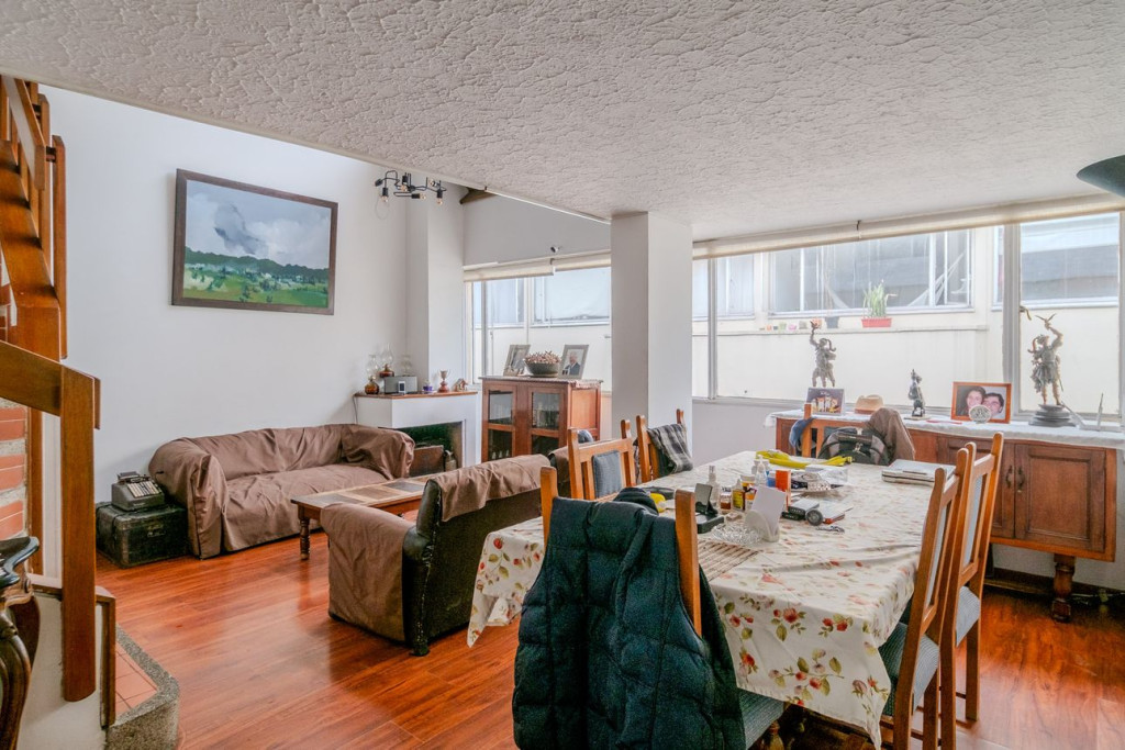 Apartamento en venta en Chapinero Alto, Bogotá · foto 2 de 24