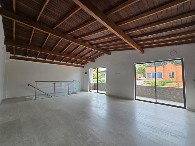 Apartamento de 3 alcobas en venta en Belén, Medellín, 105 m² · foto 17 de 20