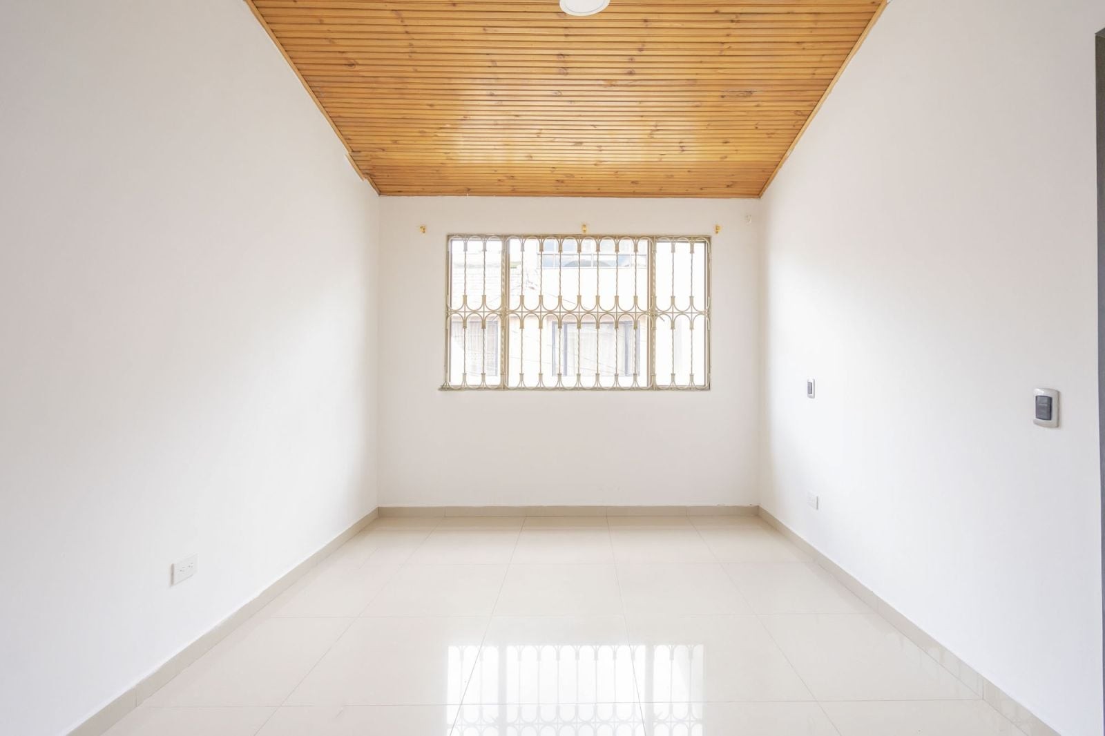Casa en venta en Tibabuyes, Bogotá · foto 3 de 15