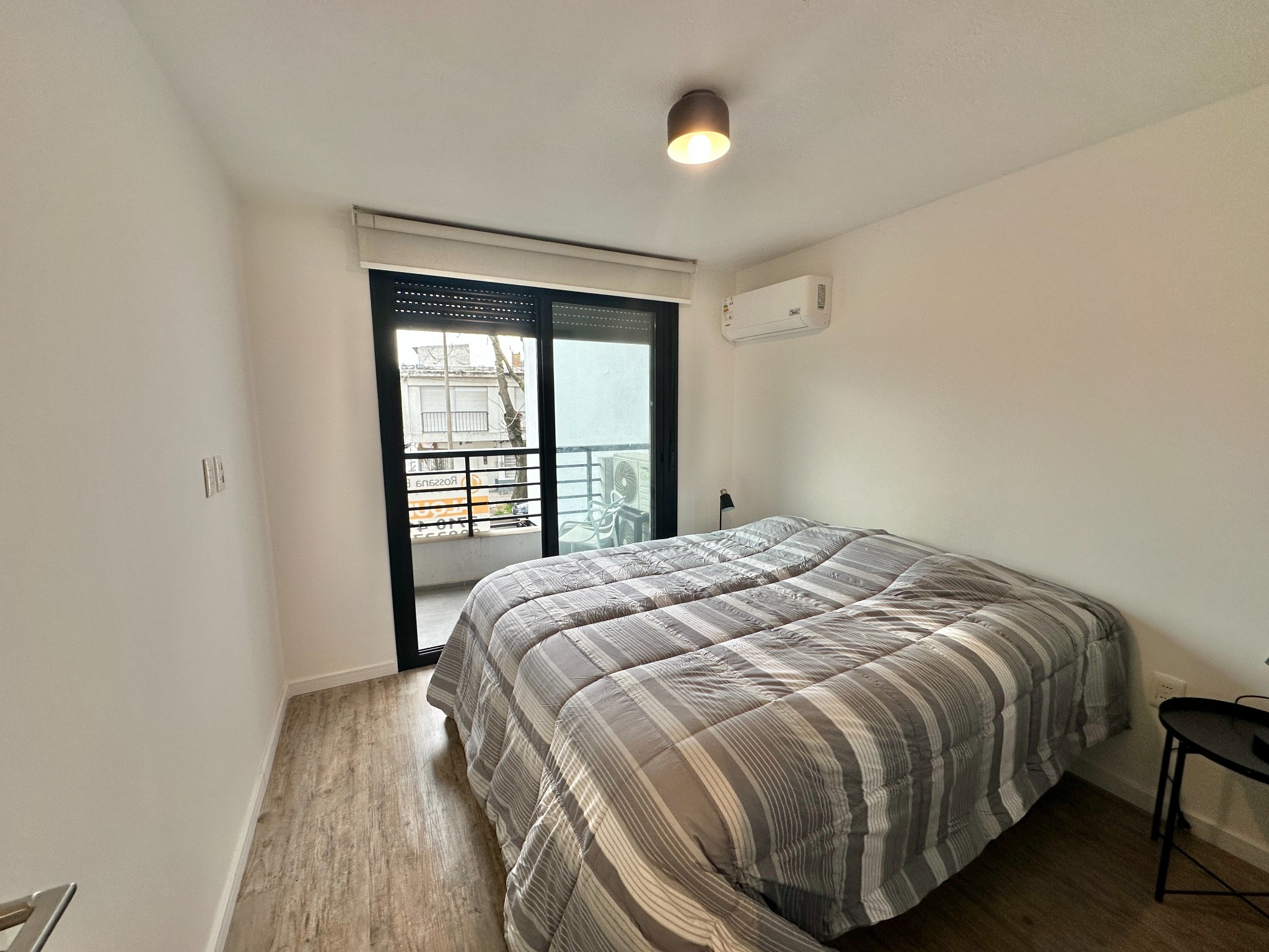Alquiler de apartamento 1 dormitorio con muebles y garaje en Pocitos · Foto 7