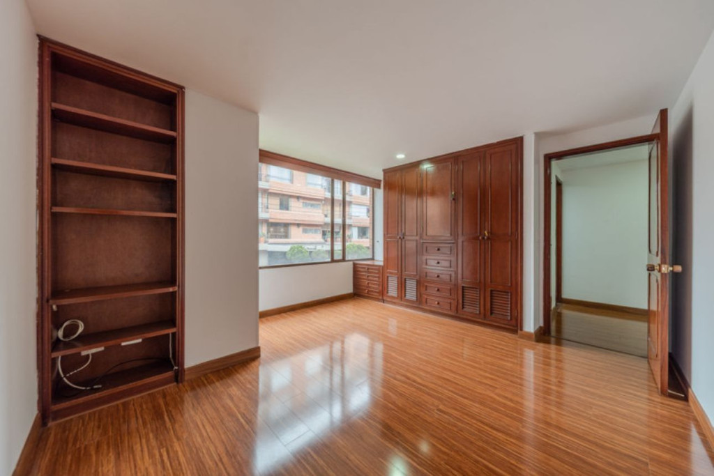 Apartamento en venta en La Carolina, Bogotá · foto 15 de 24