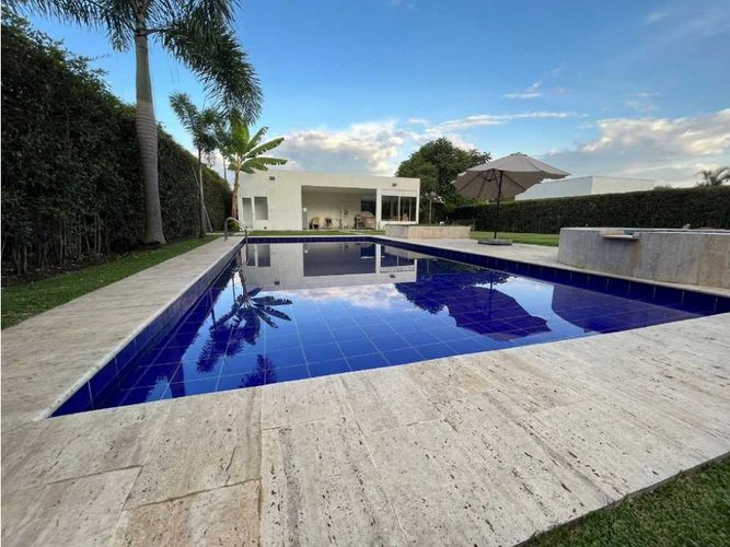 Casa de 5 alcobas en venta en Pance, Cali, 550 m² · foto 2 de 19