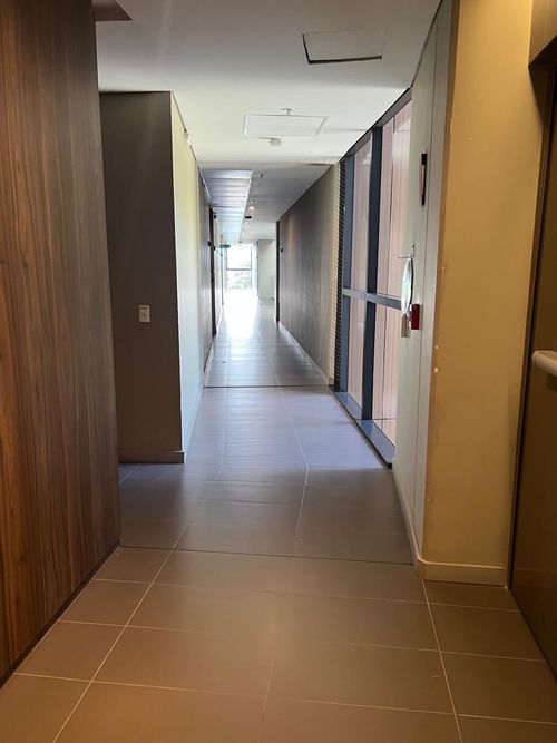 Oficina en arriendo en El Poblado, Medellín, 88 m² · foto 2 de 10