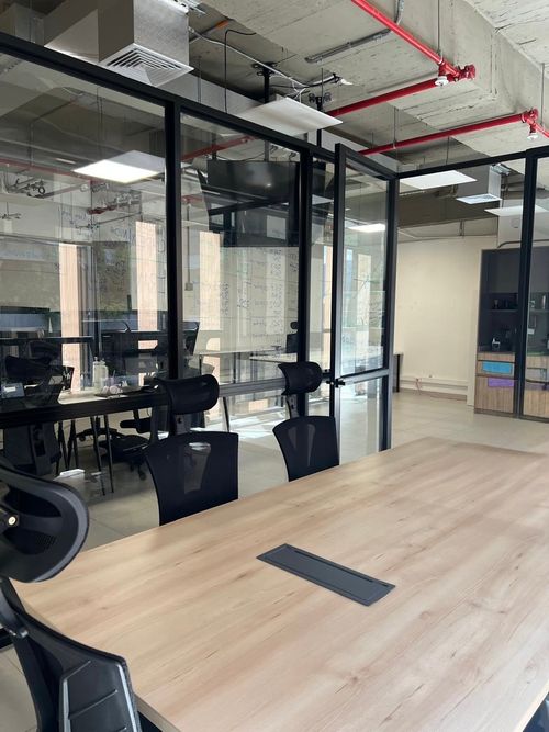 Oficina en arriendo en El Poblado, Medellín, 88 m² · foto 9 de 10
