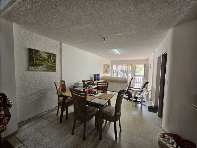 Casa de 7 alcobas en venta en La Pradera, Jamundí, 280 m² · foto 4 de 17