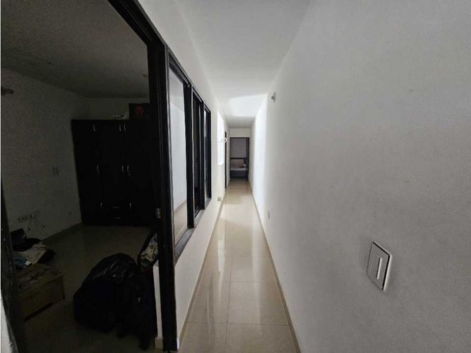 Casa de 7 alcobas en venta en La Pradera, Jamundí, 280 m² · foto 10 de 17