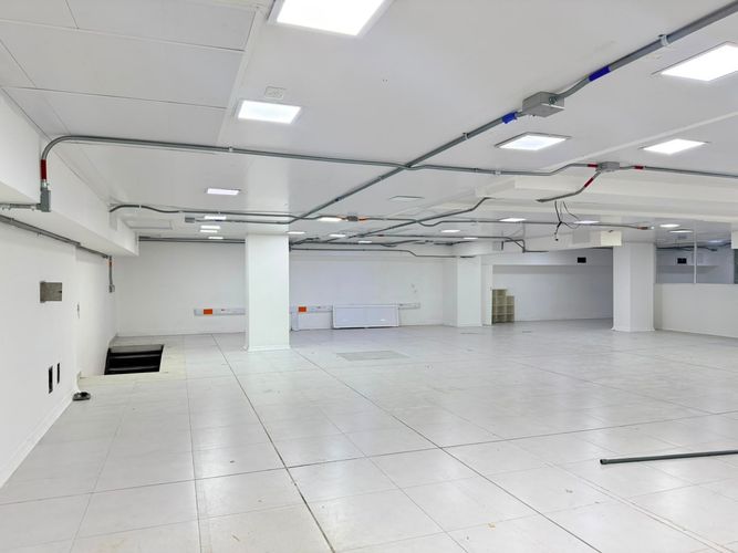 Local en arriendo en Cristo Rey, Medellín, 460 m² · foto 3 de 19