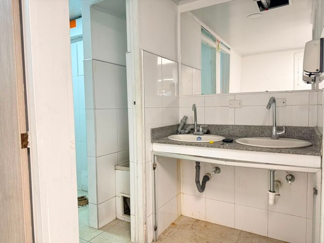 Local en arriendo en Cristo Rey, Medellín, 460 m² · foto 9 de 19