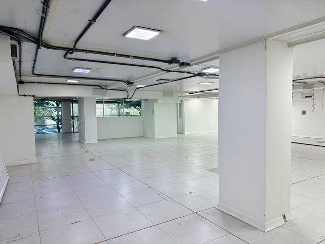 Local en arriendo en Cristo Rey, Medellín, 460 m² · foto 16 de 19