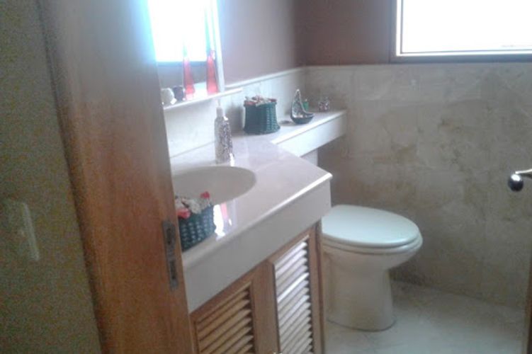 Casa de 4 alcobas en venta en Cn Los Arboles, Chía, 263 m² · foto 11 de 23