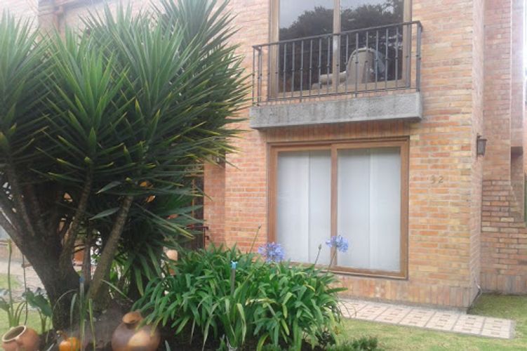 Casa de 4 alcobas en venta en Cn Los Arboles, Chía, 263 m² · foto 13 de 23