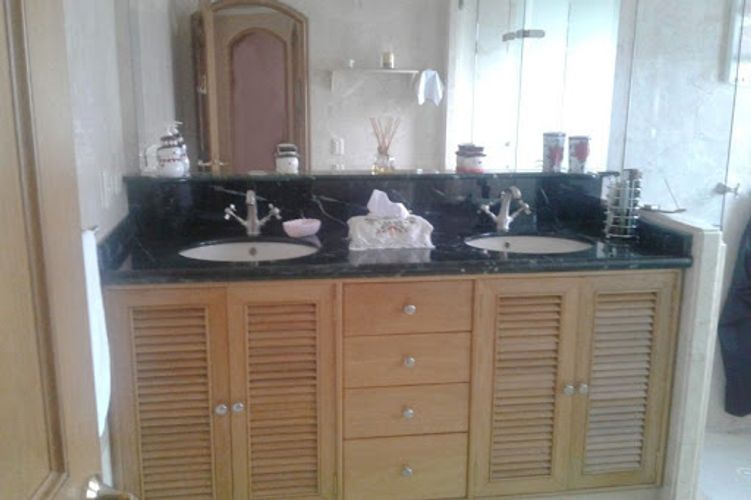 Casa de 4 alcobas en venta en Cn Los Arboles, Chía, 263 m² · foto 15 de 23