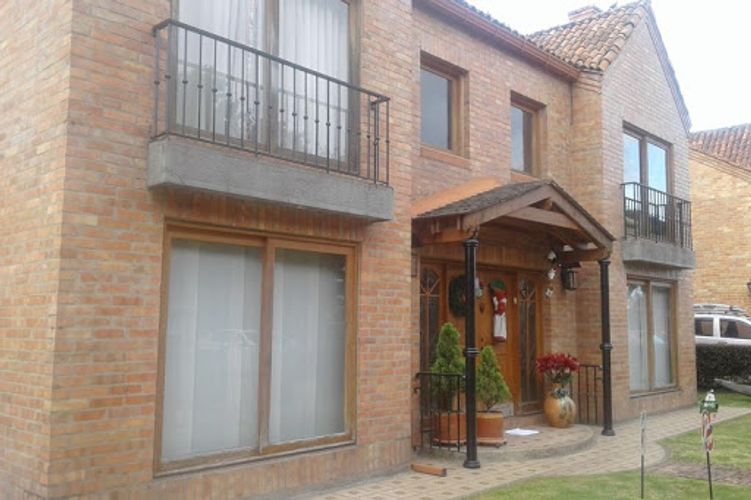 Casa de 4 alcobas en venta en Cn Los Arboles, Chía, 263 m² · foto 23 de 23