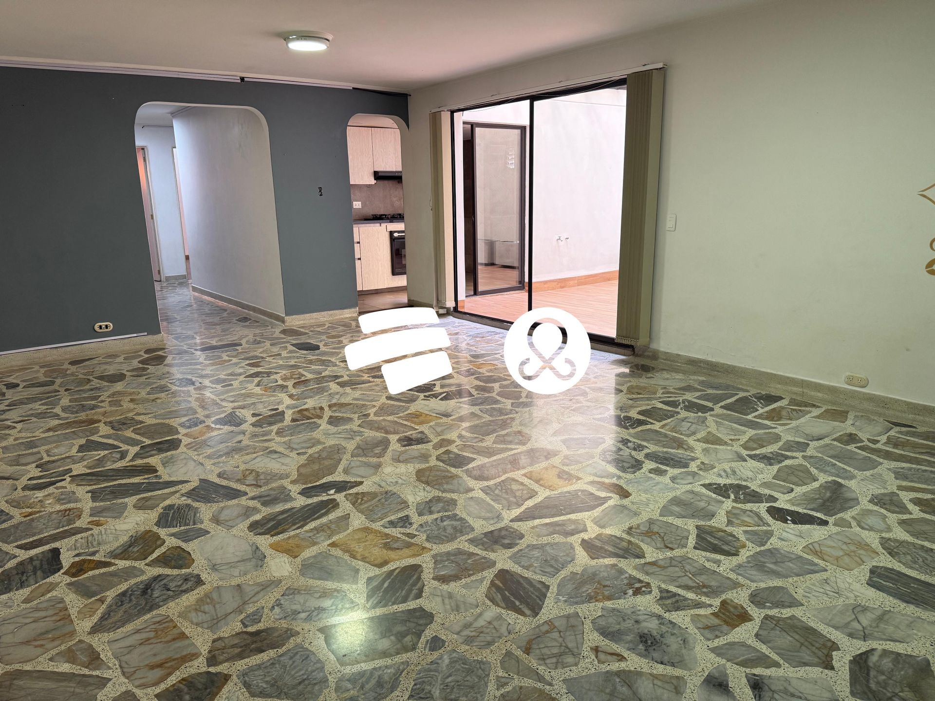 Apartamento en venta en Laureles, Medellín · foto 3 de 7