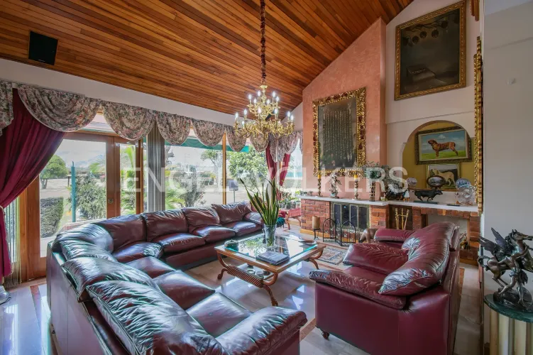 Casa de 4 alcobas en venta en Siberia, Cota, 1052 m² · foto 2 de 20