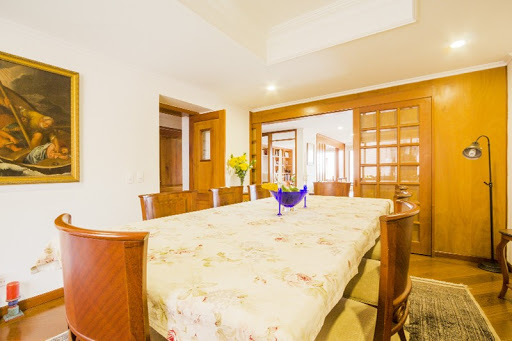 Apartamento en venta en Los Rosales, Bogotá · foto 10 de 18