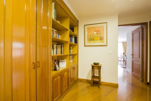 Apartamento en venta en Los Rosales, Bogotá · foto 14 de 18