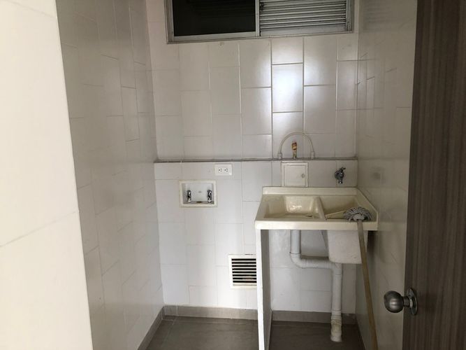 Apartamento de 2 alcobas en venta en Provenza, Bucaramanga, 65 m² · foto 7 de 19