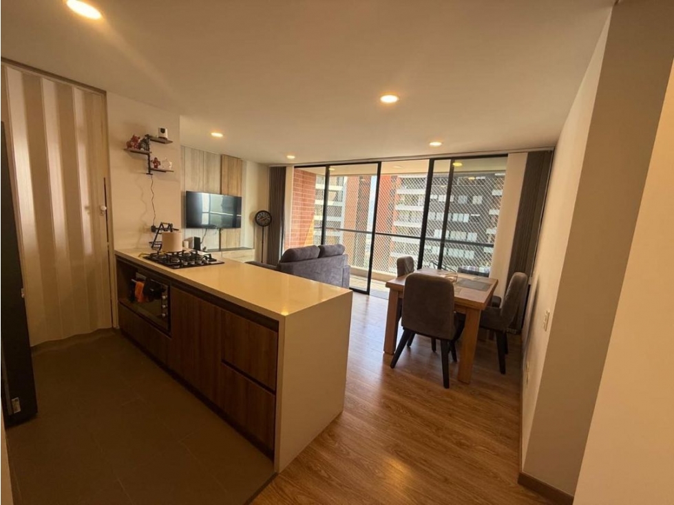 Apartamento en venta en Zona Centro, Envigado · foto 2 de 10