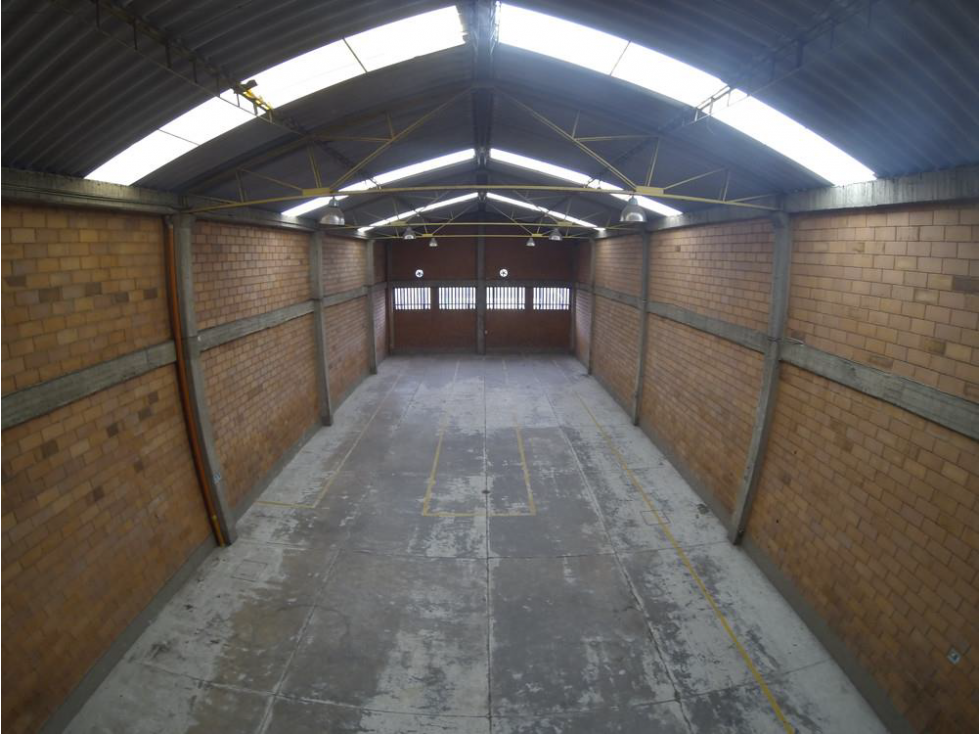 Bodega en Arriendo en Montevideo, Bogotá