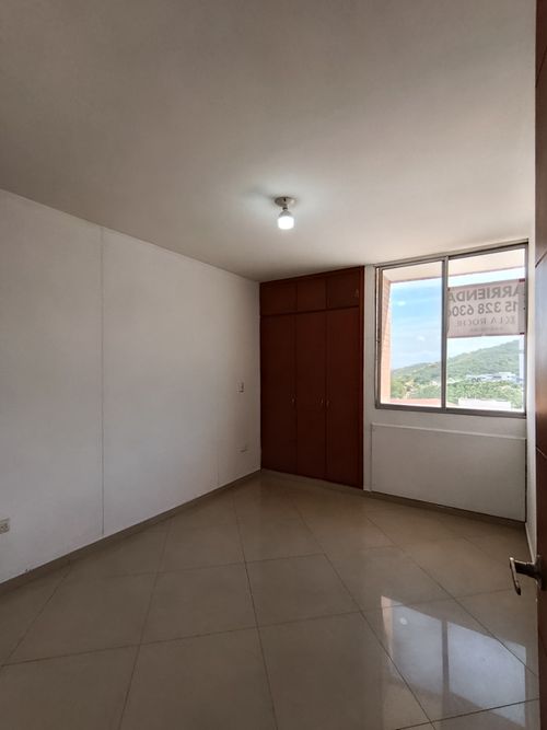 Apartamento de 3 alcobas en venta en Bellavista, Los Patios, 149 m² · foto 7 de 16