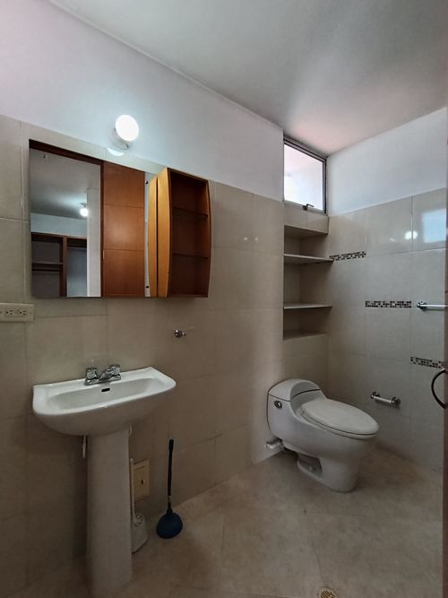 Apartamento de 3 alcobas en venta en Bellavista, Los Patios, 149 m² · foto 12 de 16