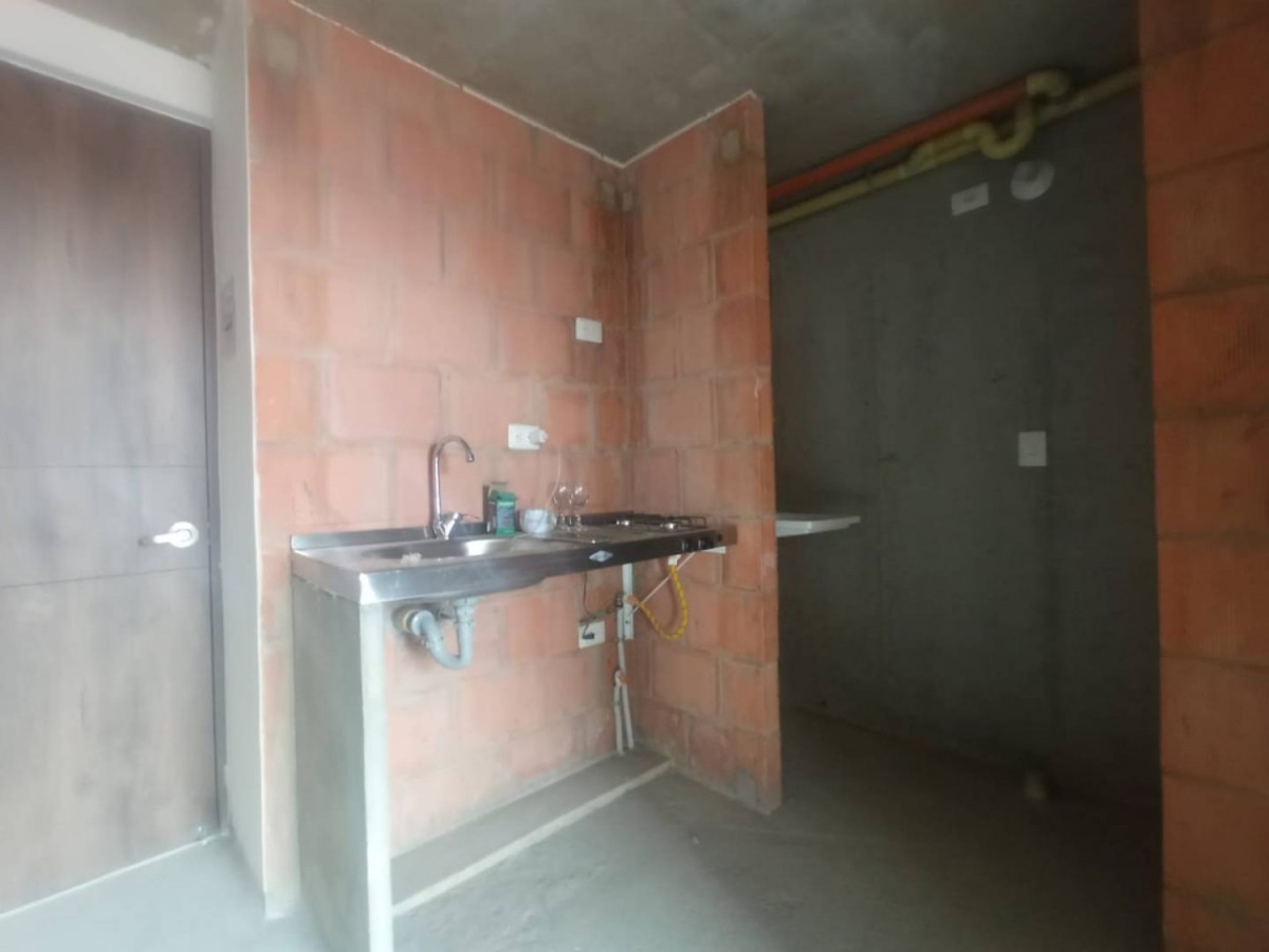 Apartamento en venta en Ciudad Salitre, Bogotá · foto 9 de 14