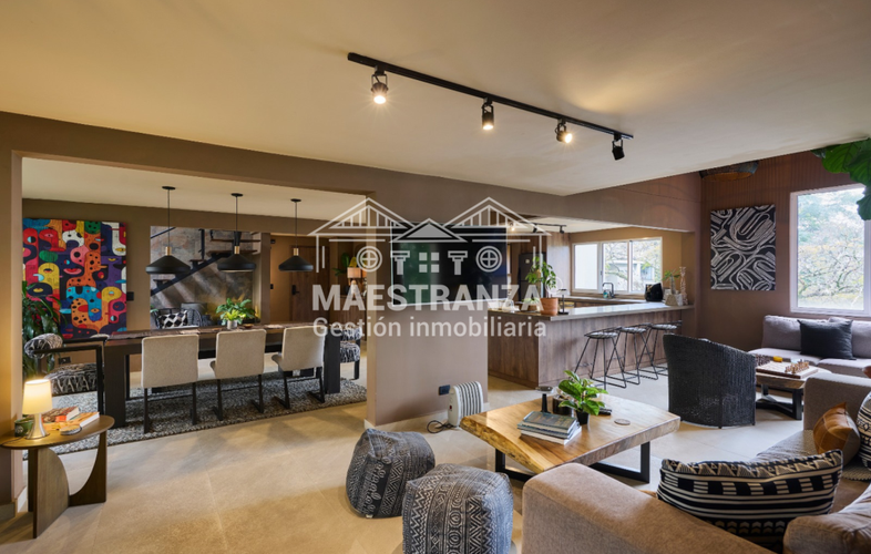 Apartamento de 3 alcobas en venta en El Tesoro, Medellín, 260 m² · foto 4 de 24